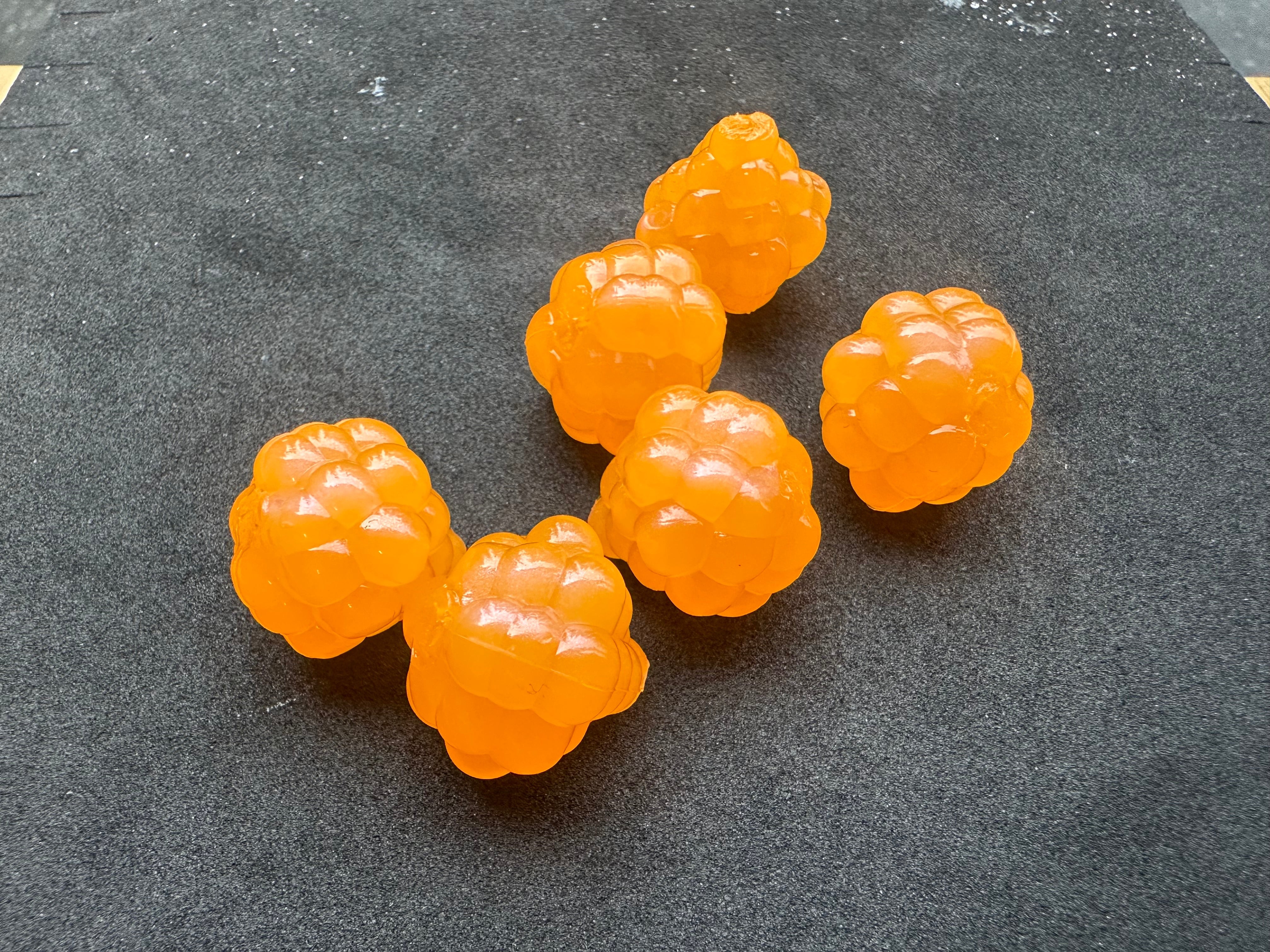 VIP Outdoors Soft Cluster "Orange Haze" 22mm - 6 Pack